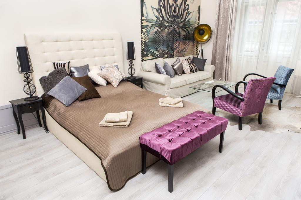 Boutique Apartment *